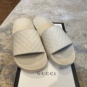 Best 25+ Deals for Gucci Slide Sandals | Poshmark